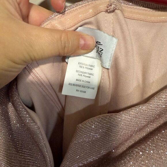 NEW Rene Ruiz Collection Off The Shoulder Cocktail Dress Metallic Blush Dress 6 - Picture 6 of 9